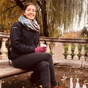 Meet your Posher, Rebecca